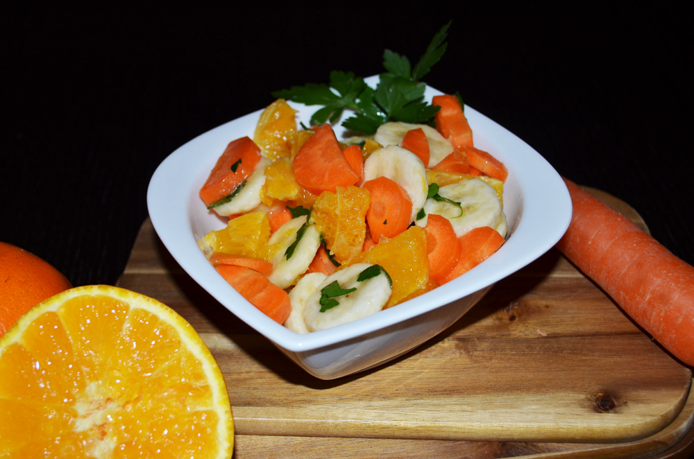 vegetable-fruit-salad-carrots-oranges-bananas-2